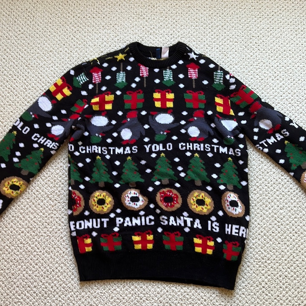 H&M mens funny Christmas sweater